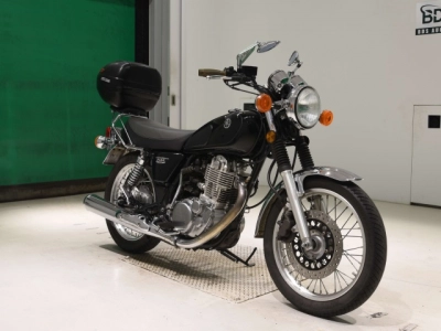 Yamaha SR400-4
