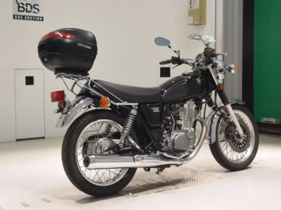 Yamaha SR400-4