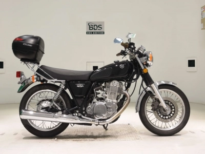Yamaha SR400-4