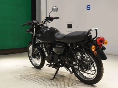 Kawasaki W175