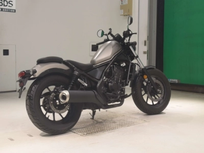 Honda REBEL