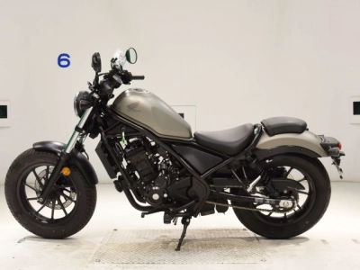 Honda REBEL