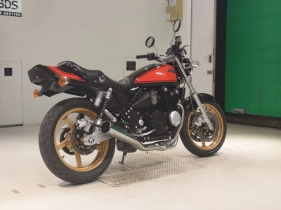 Kawasaki ZEPHYR400