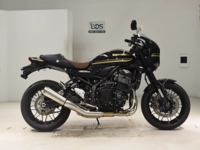 Kawasaki Z900RSKAFE