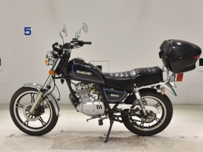 Suzuki GN125H
