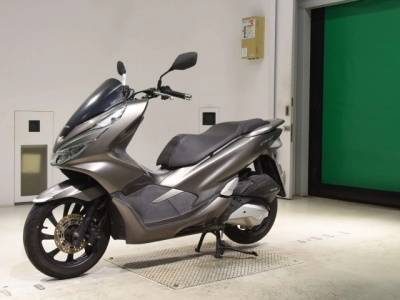 Honda PCX125-3