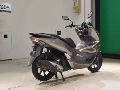 Honda PCX125-3