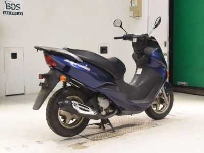 Suzuki ABENIS150