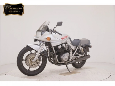 Suzuki GSX1100S KATANA