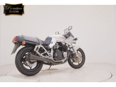 Suzuki GSX1100S KATANA