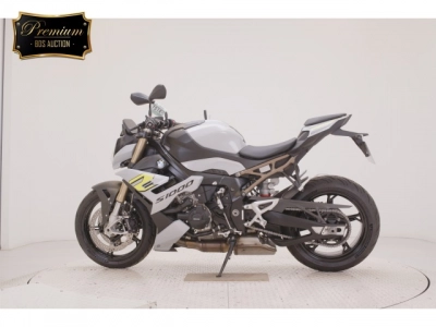 BMW BMW S1000R