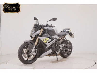 BMW BMW S1000R