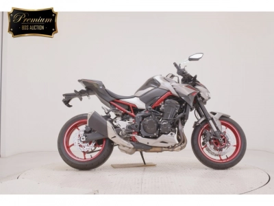 Kawasaki Z900-2