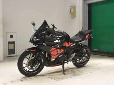 Suzuki GSX250RA