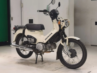 Honda  CROSS  CUB 110-2
