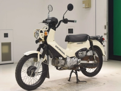 Honda  CROSS  CUB 110-2