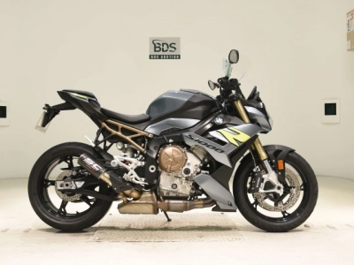 BMW BMW S1000R