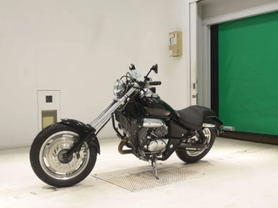 Honda MAGNA 250