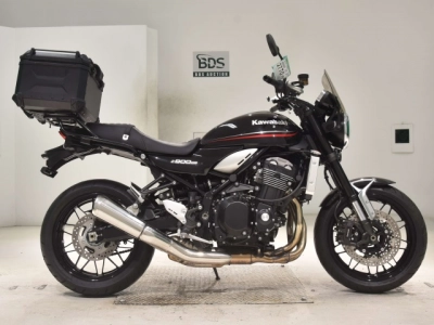 Kawasaki Z900RS