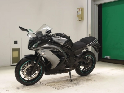 Kawasaki NINJA400