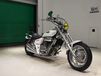 Honda MAGNA 250