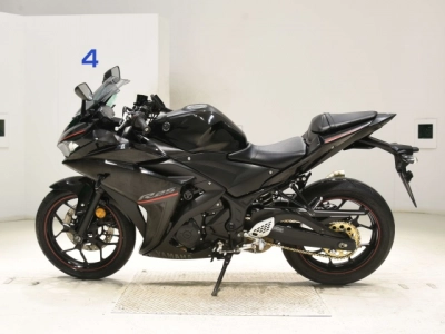 Yamaha YZF-R25A