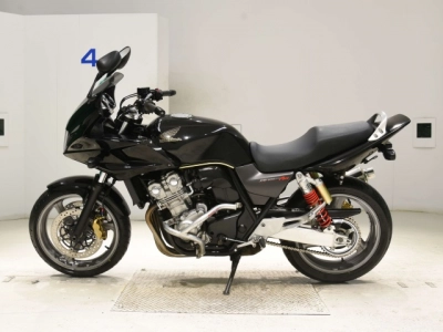 Honda CB400SFV-4 BOLDOR