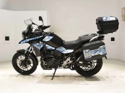 Suzuki V STROM 250