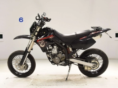 Kawasaki D-TRACKER