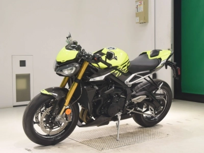 Triumph  TRIUMPH  STREET  TRIPLE RS