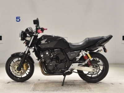 Honda CB400SFV-4