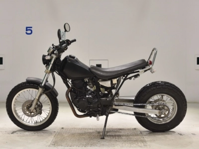 Yamaha TW225