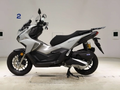 Honda ADV160