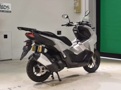 Honda ADV160