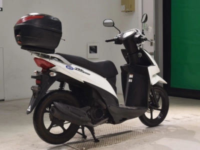Suzuki ADDRESS110-2