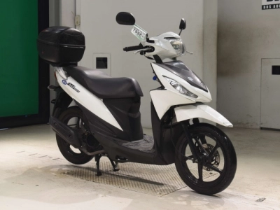 Suzuki ADDRESS110-2