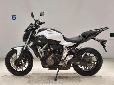 Yamaha MT-07