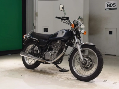 Yamaha SR500-1