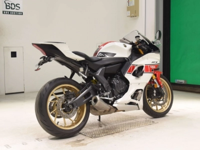 Yamaha YZF-R7 WGP60TH