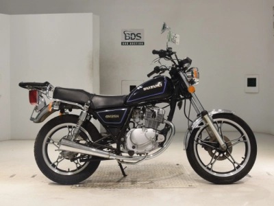 Suzuki GN125H