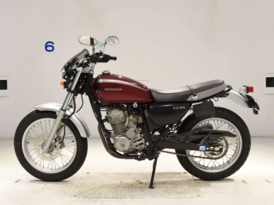 Honda CB223S