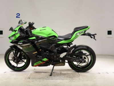 Kawasaki ZX-25R
