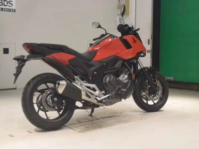 Honda NC750XD-3