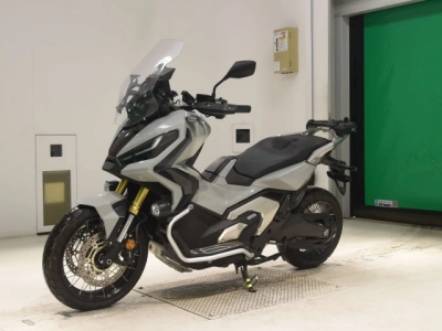 Honda X-ADV750-2