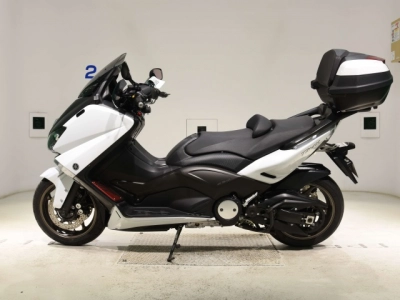 Yamaha T-MAX530