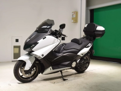 Yamaha T-MAX530
