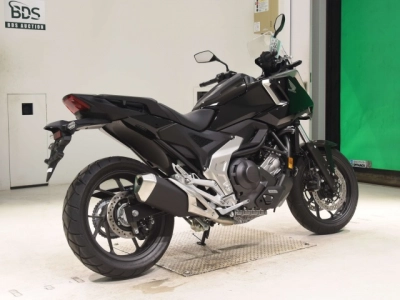 Honda NC750XD-3