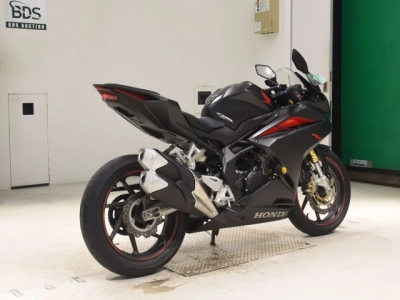 Honda CBR250RR-2