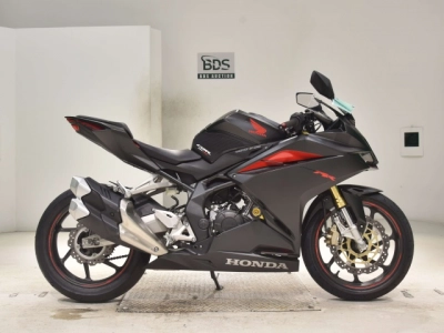 Honda CBR250RR-2