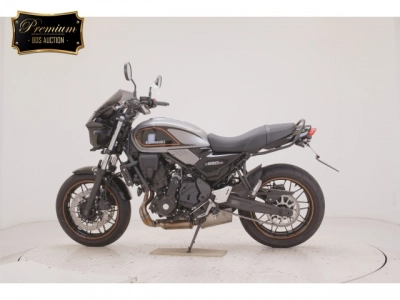 Kawasaki Z650RS